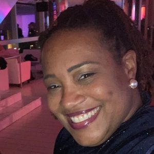 Meet your Posher, Rolanda